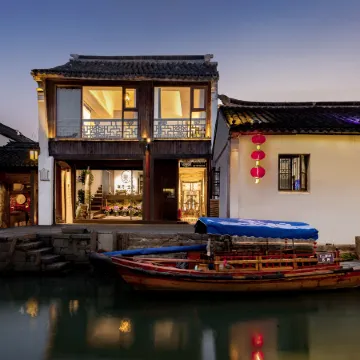 Yueyue Space Homestay (Zhouzhuang Ancient Town)