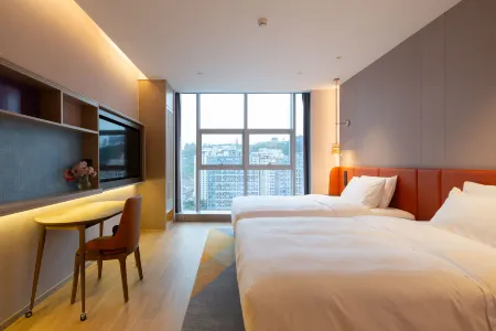 gaga Beauty House Hotel (Chongqing Jiangbei International Airport Lushan Subway Station Branch)