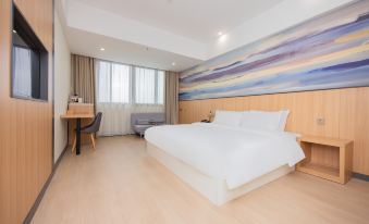 Starway Hotel (Shanghai International Tourism Resort Xiupu Road)