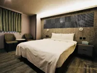 โกลเดน โฮม โฮเต็ล โรงแรมใกล้ตลาดกลางคืนหนิงเซี่ย