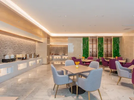 Lavande Hotel Beijing Fangshan Liangxiang University City Suzhuang Subway Station Store Отели рядом с достопримечательностью «Haotian Park»