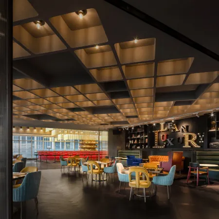 Zhuhai Ruby Hotel (Sam's Pearl Station Branch) Отели рядом с достопримечательностью «Чжухайская больница»