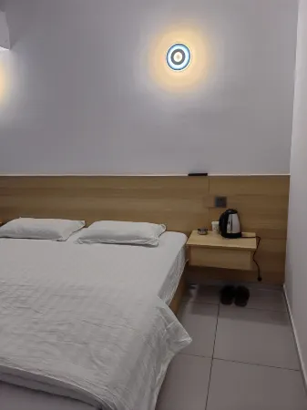 Chenwang Homestay Отели рядом с достопримечательностью «Tomb of Weizi»