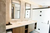 Orange Persimmon Plain Homestay