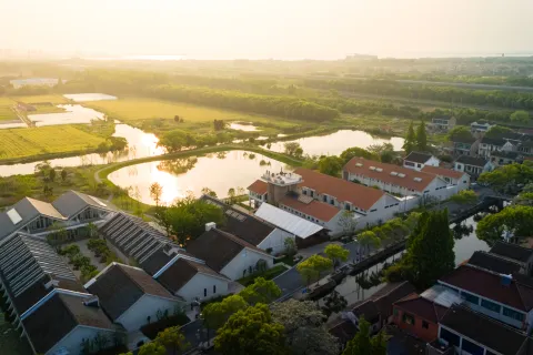 Jiangnan House  Yangcheng Lake