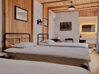 Fawny Birth Hotels in Fukang