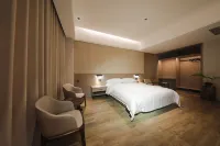 雲漫民宿（鎮洪體育館店） - 停車場