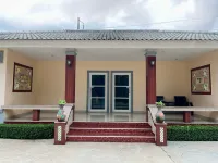 SuriyanResort Hotels in Amphoe Wang Nam Yen