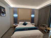 Zhenxiong Jucheng Hotel (Wude Town Branch) Hotels near Tiankeng Group