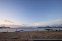 Floral Hotel·Rongcheng three-sided sea Hotel