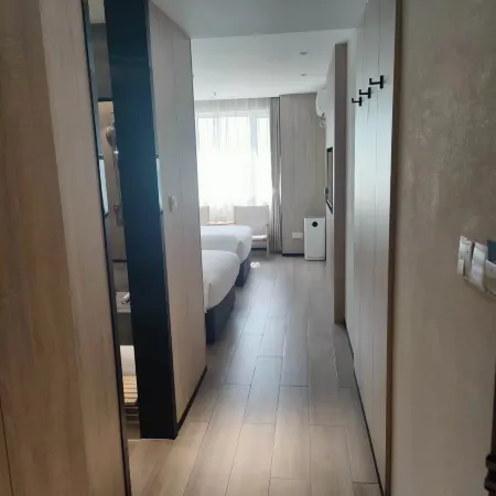 Yin Mansion