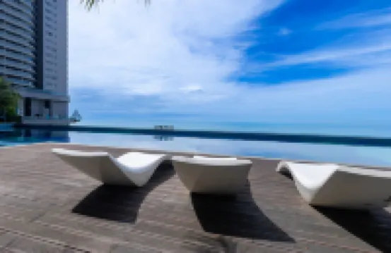 YURI Seaview Apartment