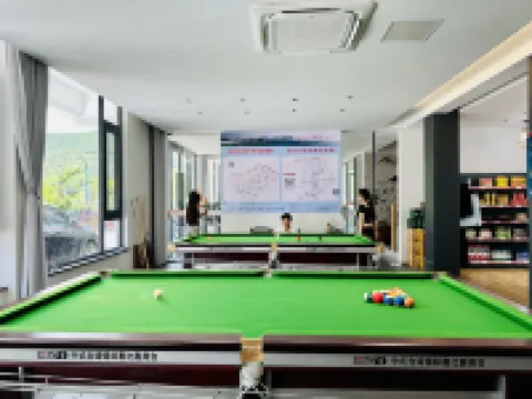 Wugongshan Mountain Villa