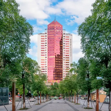 Chengdu Chunxi Road Enji M Hotel
