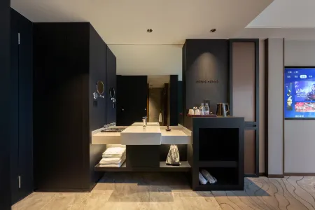 The GiorgioMorandi Hotels (Jinan West Railway Station International Convention and Exhibition Center) Отели рядом со станцией Ji'nan West Railway Station