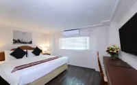 Siam Champs Elyseesi Unique Hotel Hotels in Khaosan Road