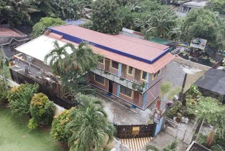 Dmi Hotels and Apartments, Tabaco City Albay by RedDoorz