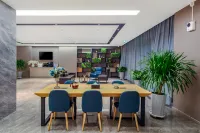 Homeinn Selected Hotel (Yuanping Ping'an Avenue Yongkang North Road) Hotels in Yuanping