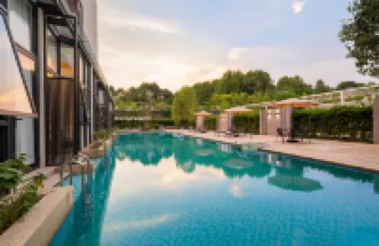 Qing Yuan Lian Yang Ramada Encore Hotel