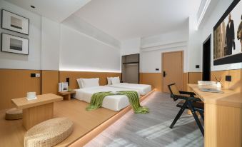 Smallinn Poetry Jasmine Hotel (Shenzhen North Railway Station Hongshan Metro Station)