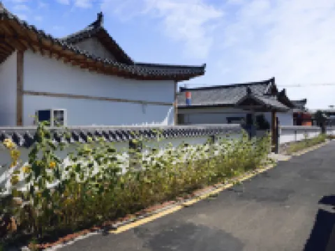 Guangdong Korean Homestay Hotels in Helong