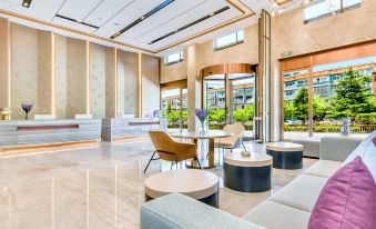 Lavande Hotel (Shangri-La)