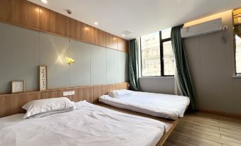 C Space B&B, Theatre Group