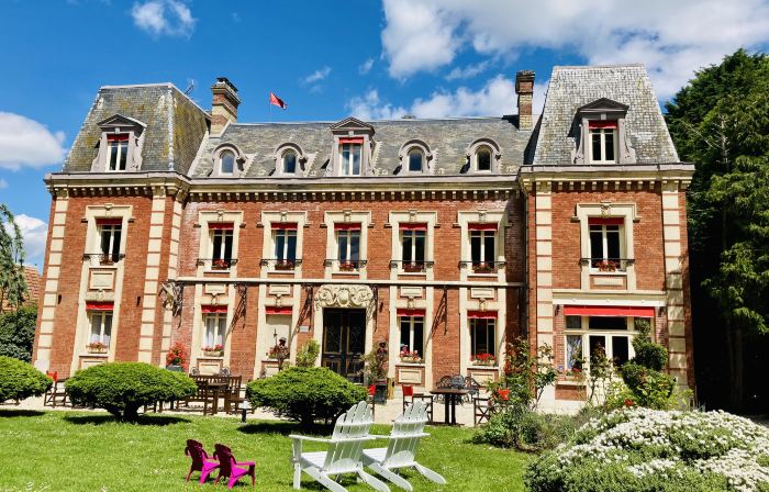 Logis Hôtel Château Corneille