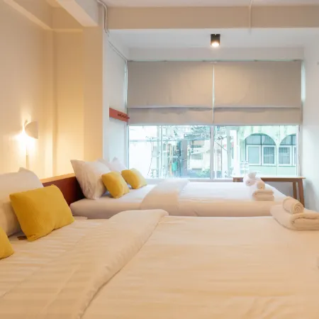 SamYan Story Boutique Hotel Отели рядом с достопримечательностью «Комплекс Чамчури Сквэр»