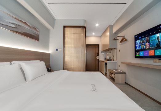 1. 이스테이 레지던..