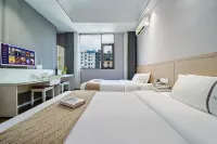 Jianshi Night Pearl Holiday Hotel (Traditional Chinese Medicine Hospital Branch)