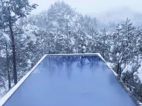 Shibing Cliffscape · Villa: Mountain-Encircling Viewing Nebula Cabin Hotels in Shibing