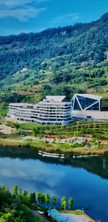 Qingyun Jinsha Lake Resort Hotel Отели рядом с достопримечательностью «Western Grand Gorge»