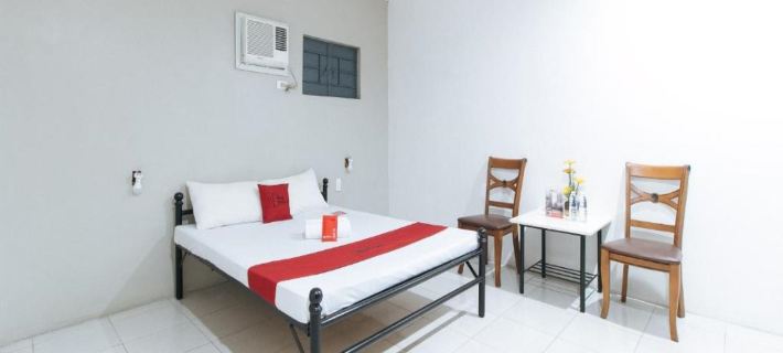 RedDoorz near SM Calamba カランバのホテル