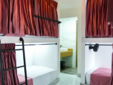 Qantic 住宿及屋頂 鄰近Pueblito Paisa的酒店