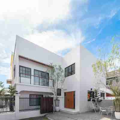 私人泳池豪華獨棟別墅 "Psalms 23 Residence @Huaikwang" Hotel Exterior
