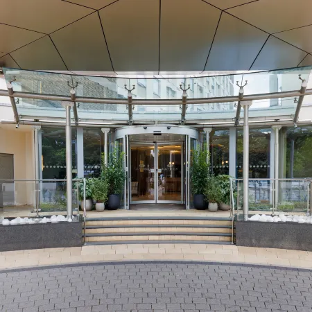 Crowne Plaza LONDON - GATWICK AIRPORT by IHG
