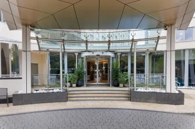 Crowne Plaza London - Gatwick Airport Hotels in 