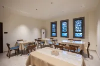 Bi Long ge Mirror of the Sky Hotel