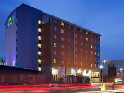 Holiday Inn Express London - Limehouse Hotels near London South Bank University