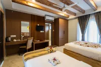 Hotel Seven Limited Hotels in Sauraha