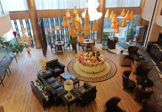 1. 아가일 인터내셔..