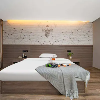 Hongyu Hotel Hotels near Wenshan Pedestrian Street