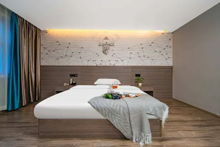 Hongyu Hotel Отели рядом с достопримечательностью «Ji'an Child Normal College»