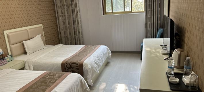Baoyingzhouhao Business Hotel Hotels in Baoying