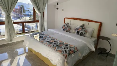 GUIYINXIAOZHU Hotels near Arctic Village
