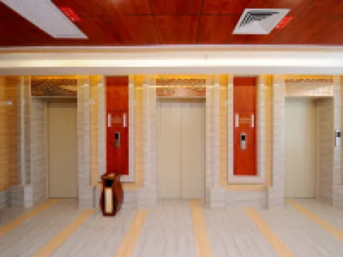 Yijiang Hotel Hotels in Wusu
