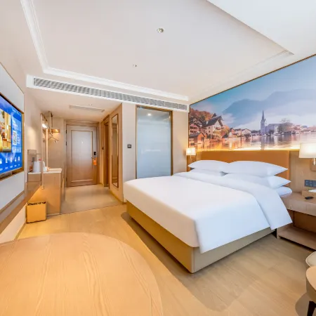 Vienna Hotel (Yuxi Xinping Gasa Flower Street)