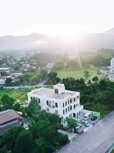 รูปภาพของDaddy Dream Hotel โรงแรมที่พักในระนอง (Line ID: @daddydream ใส่ @ ด้วย) ทักไลน์มาเรามีราคาพิเศษให้ครับ