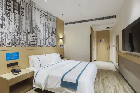 Huanman City Hotel (Sichuan University of Science & Engineering)